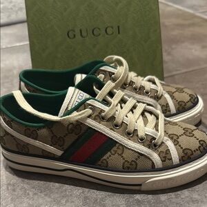 Gucci Beige and Green Sneakers